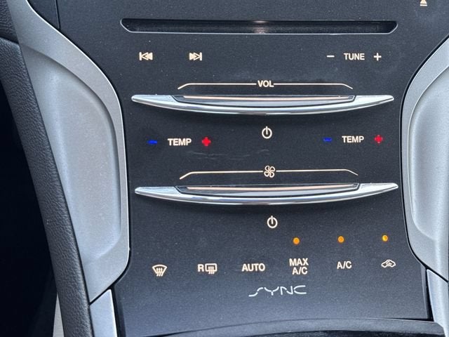 2016 Lincoln MKZ Base