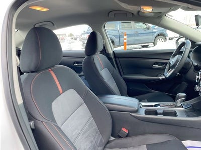 2024 Nissan Sentra SR Xtronic CVT