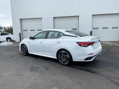 2024 Nissan Sentra SR Xtronic CVT