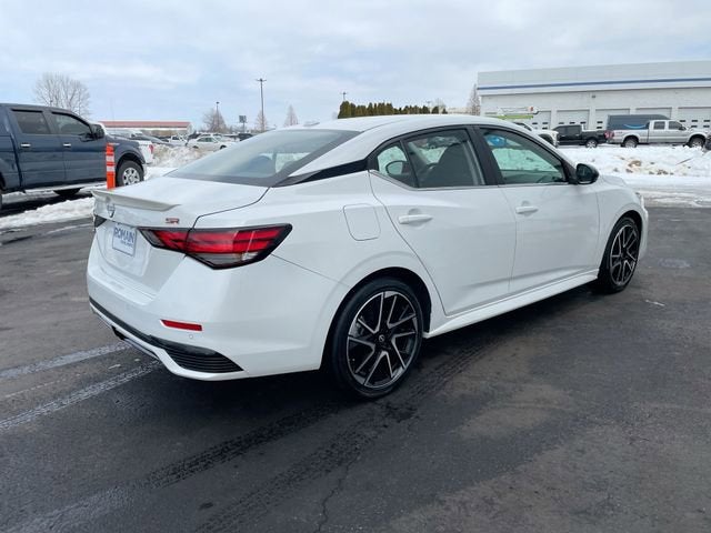 2024 Nissan Sentra SR Xtronic CVT