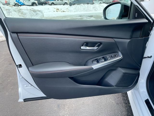 2024 Nissan Sentra SR Xtronic CVT