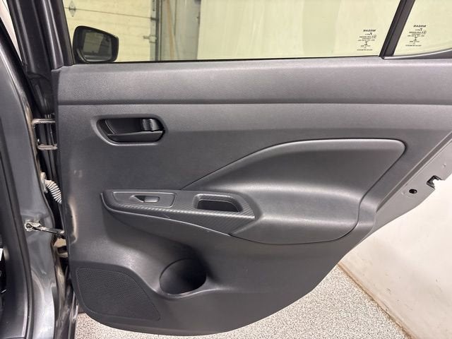 2020 Nissan Versa S Xtronic CVT