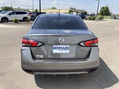 2020 Nissan Versa S Xtronic CVT