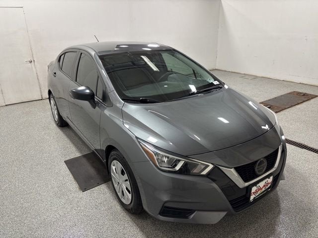 2020 Nissan Versa S Xtronic CVT