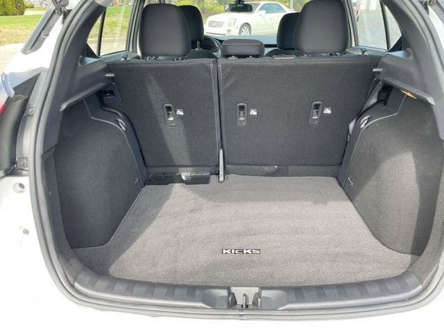 2024 Nissan Kicks SV