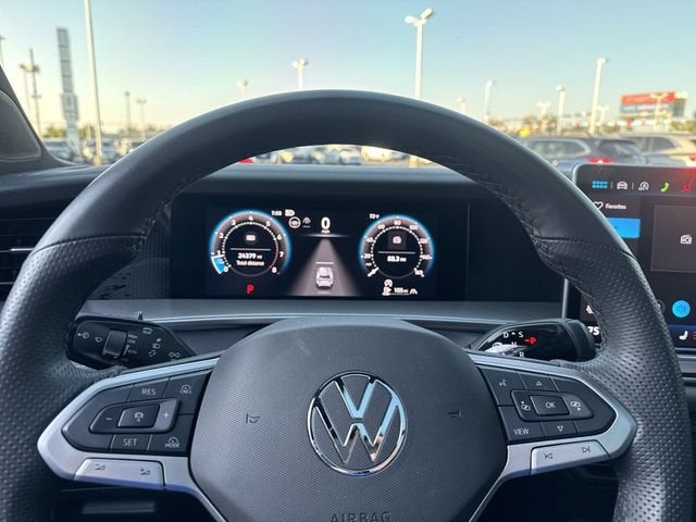 2025 Volkswagen Tiguan 2.0T SE R-Line Black