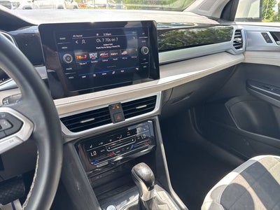 2025 Volkswagen Taos SE