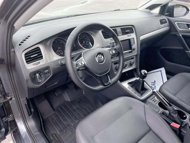 2015 Volkswagen Golf TDI SE 4-Door