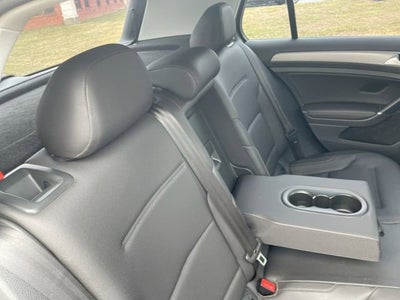 2015 Volkswagen Golf TDI SE 4-Door