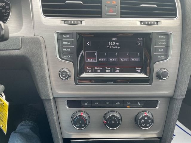 2015 Volkswagen Golf TDI SE 4-Door