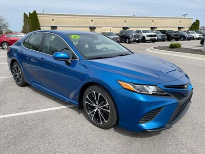 2020 Toyota Camry SE