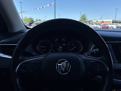 2020 Buick Enclave Essence