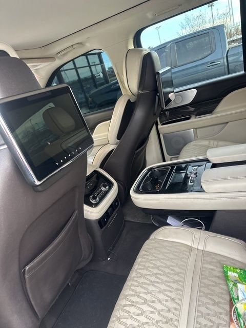 2018 Lincoln Navigator L Black Label