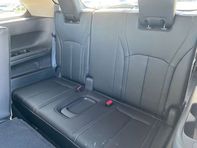 2025 INFINITI QX60 LUXE