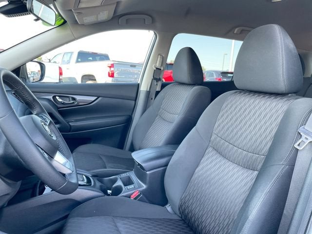2020 Nissan Rogue SV - Photo 11