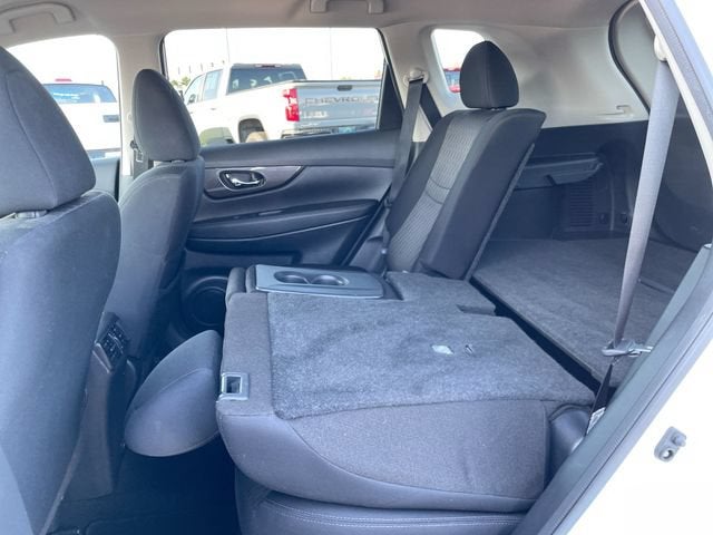 2020 Nissan Rogue SV - Photo 14
