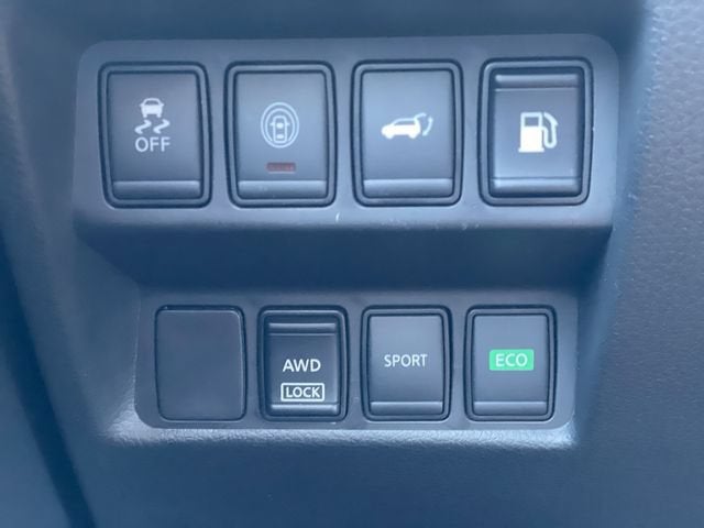 2020 Nissan Rogue SV - Photo 26