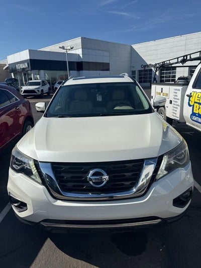 2017 Nissan Pathfinder Platinum