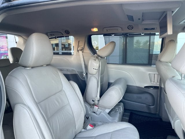 2015 Toyota Sienna XLE