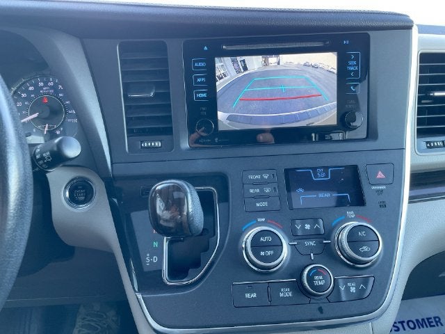 2015 Toyota Sienna XLE