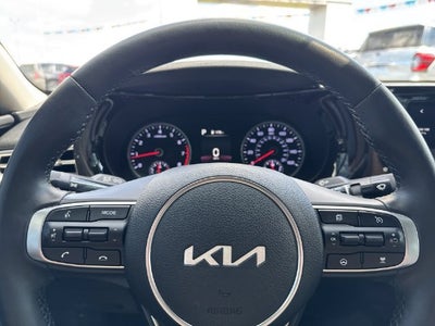 2022 Kia K5 EX