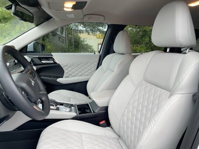 2024 Mitsubishi Outlander SEL