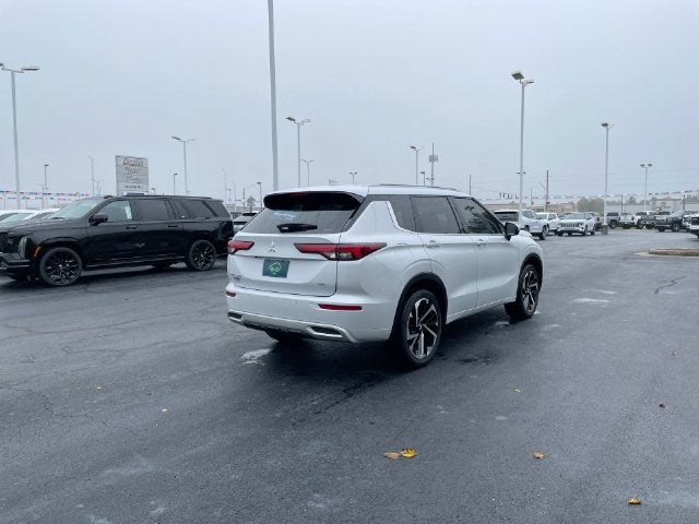 2024 Mitsubishi Outlander SEL