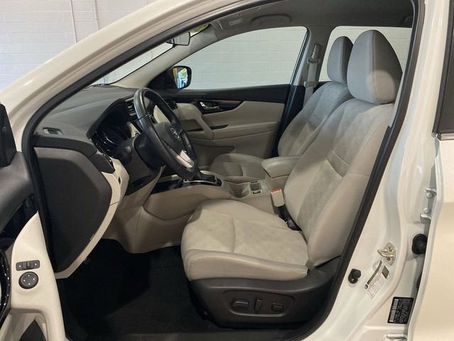 2021 Nissan Rogue Sport SV FWD Xtronic CVT
