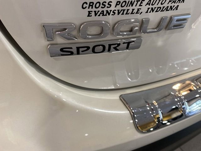 2021 Nissan Rogue Sport SV FWD Xtronic CVT