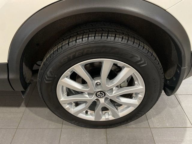 2021 Nissan Rogue Sport SV FWD Xtronic CVT