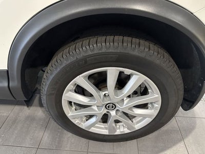 2021 Nissan Rogue Sport SV FWD Xtronic CVT