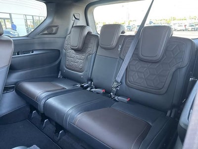 2025 Nissan Armada Platinum 4WD