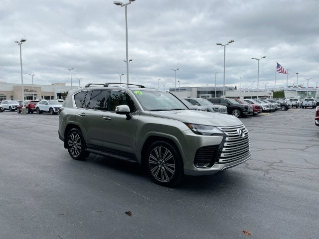 2026 Lexus LX 700h Luxury