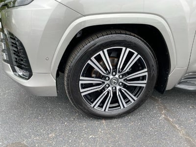 2026 Lexus LX 700h Luxury