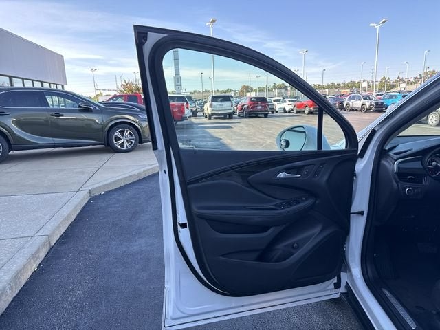 2020 Buick Envision Essence - Photo 9