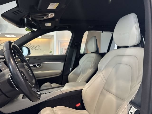 2020 Volvo XC90 T6 R-Design 7 Passenger