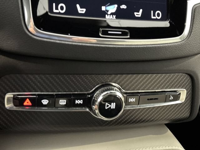 2020 Volvo XC90 T6 R-Design 7 Passenger