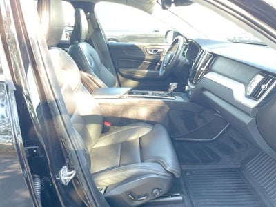 2020 Volvo XC60 T6 Inscription