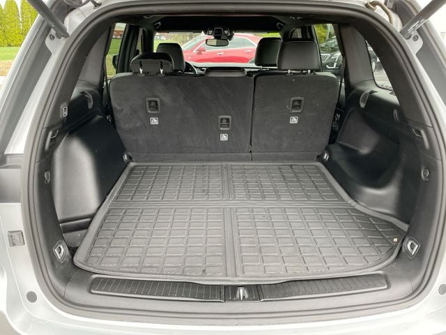 2022 Jeep Grand Cherokee Altitude