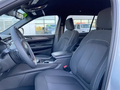 2024 Jeep Grand Cherokee L Laredo