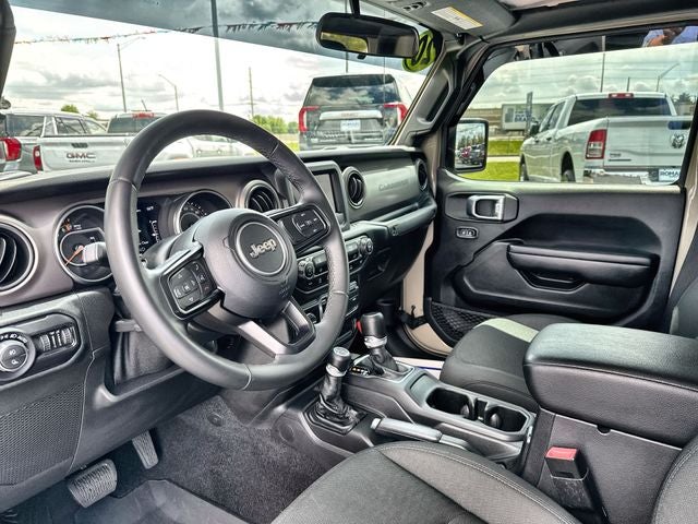 2020 Jeep Gladiator Sport