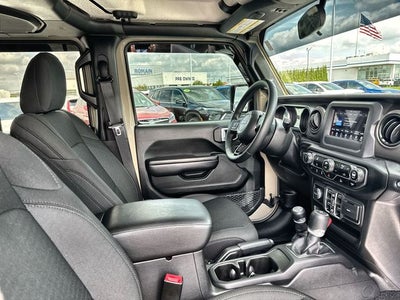 2020 Jeep Gladiator Sport