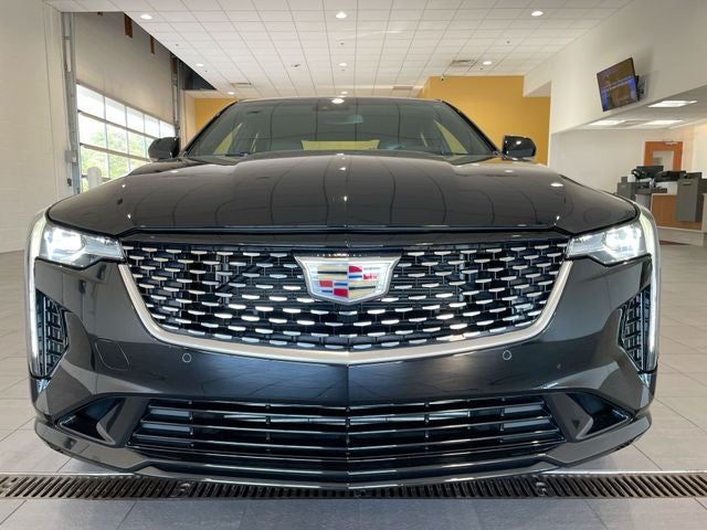 2022 Cadillac CT4 Premium Luxury