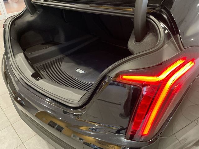 2023 Cadillac CT5 Luxury