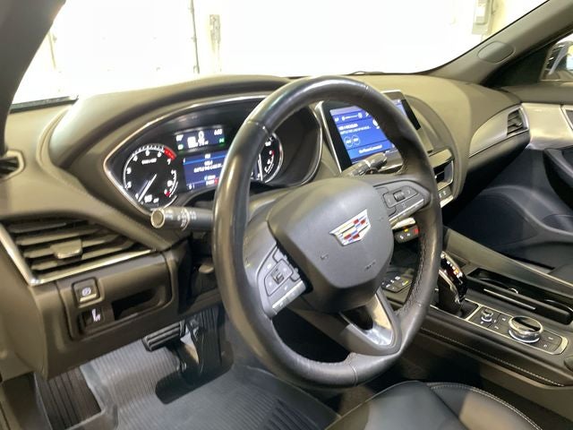 2023 Cadillac CT5 Luxury