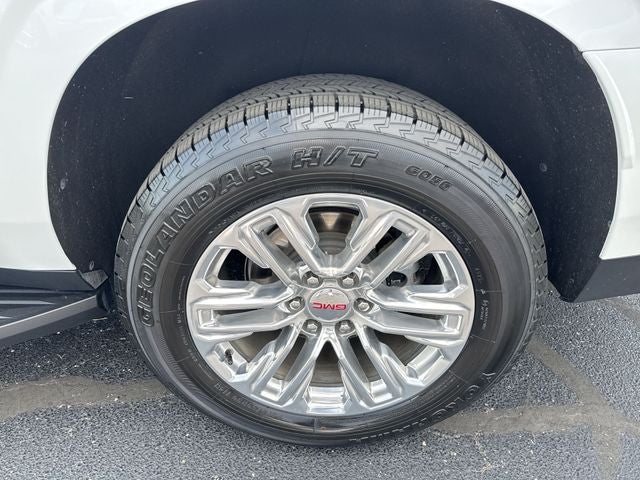2022 GMC Yukon XL SLT