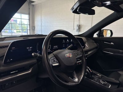 2024 Cadillac XT4 Premium Luxury