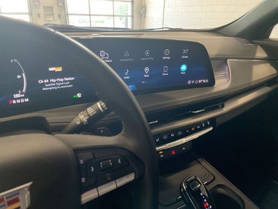 2024 Cadillac XT4 Premium Luxury