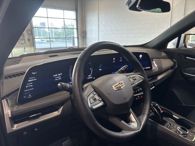 2025 Cadillac XT4 Premium Luxury