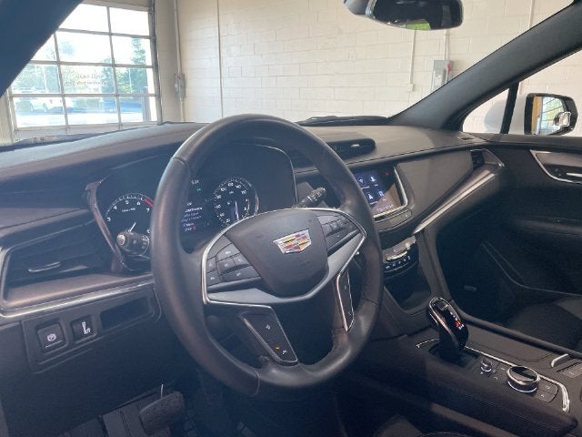 2023 Cadillac XT5 Luxury